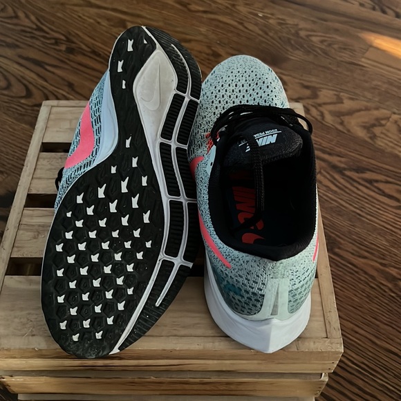 Nike Zoom Pegasus 35 - Picture 2 of 3